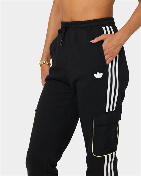 adidas pants women.